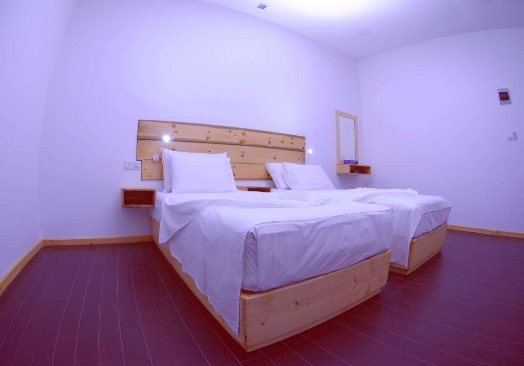 Royal Pearl Inn Maafushi Exterior foto